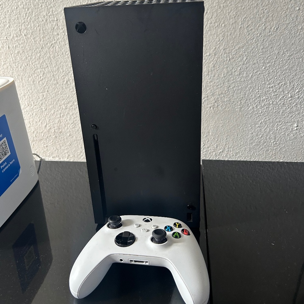 Xbox series X and HP 17 inch laptop bundle